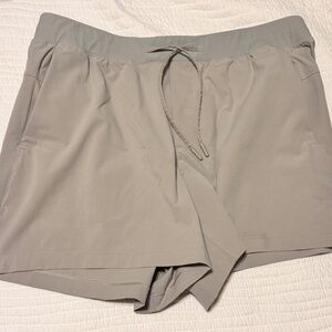 Men’s Lululemon 5” Shorts